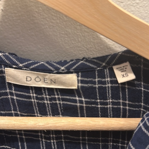 Doen Navy Plaid Ruffle Blouse - Picture 2 of 6